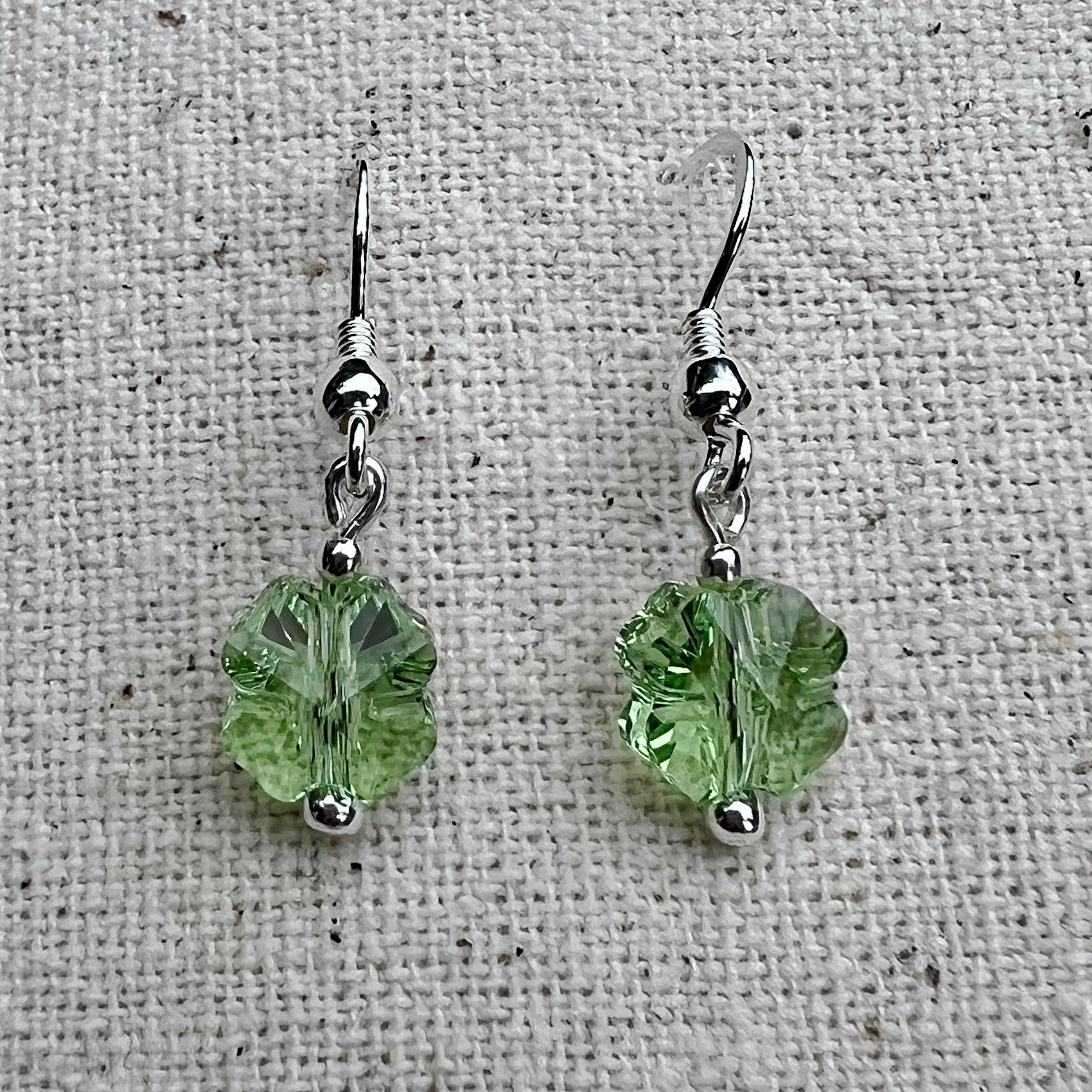 Pendientes peridot en plata