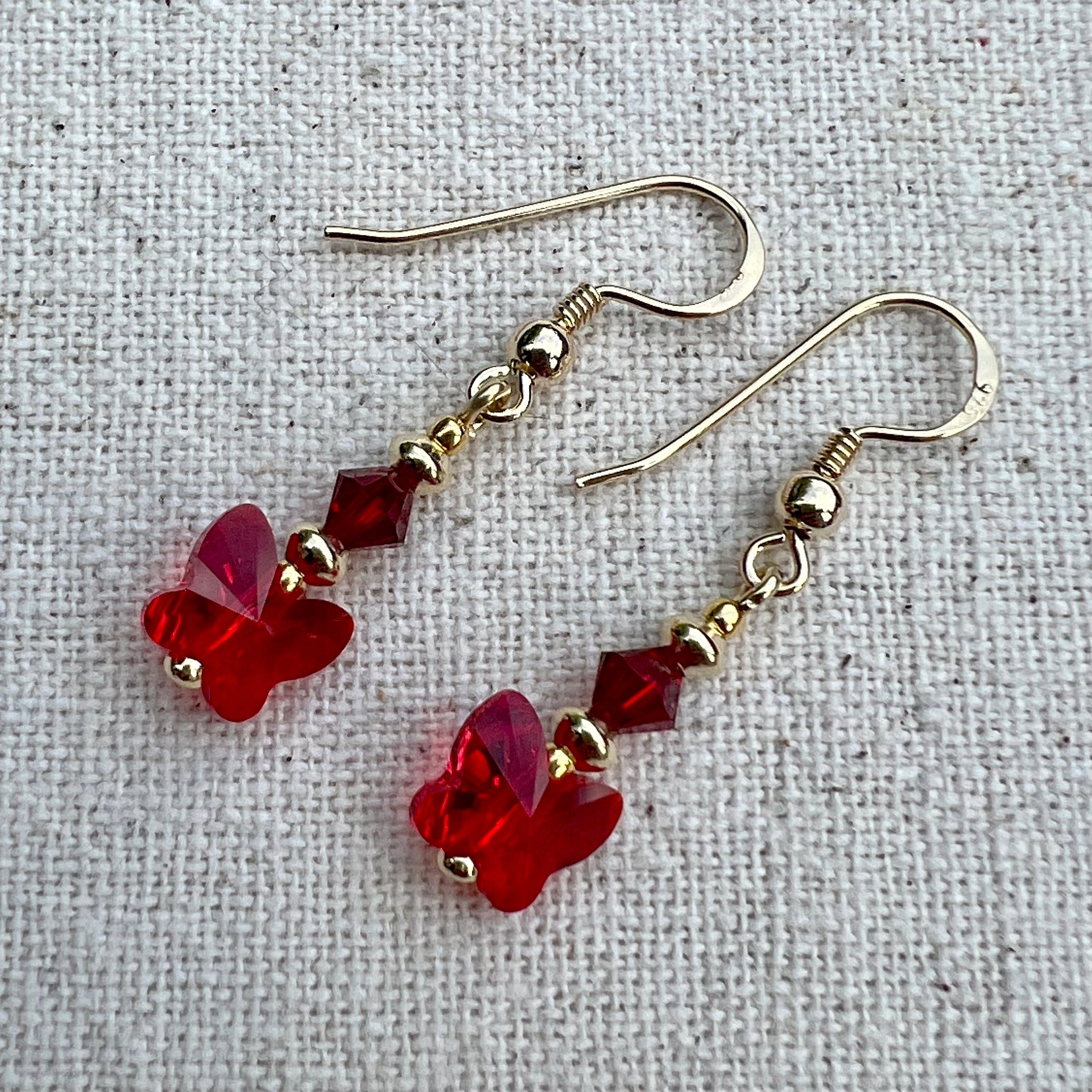 Pendientes en Siam y plata chapada