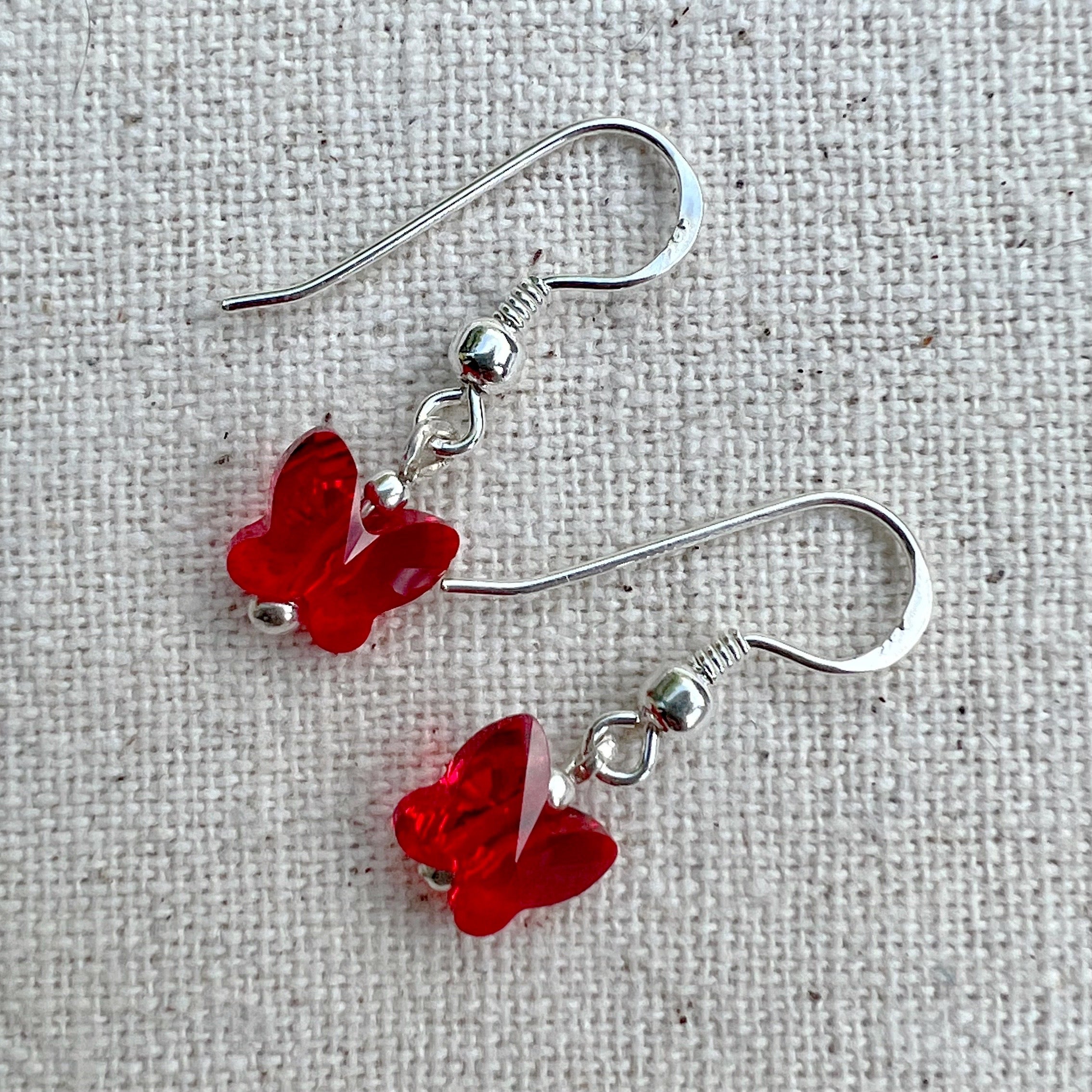 Pendientes en Light Siam y plata