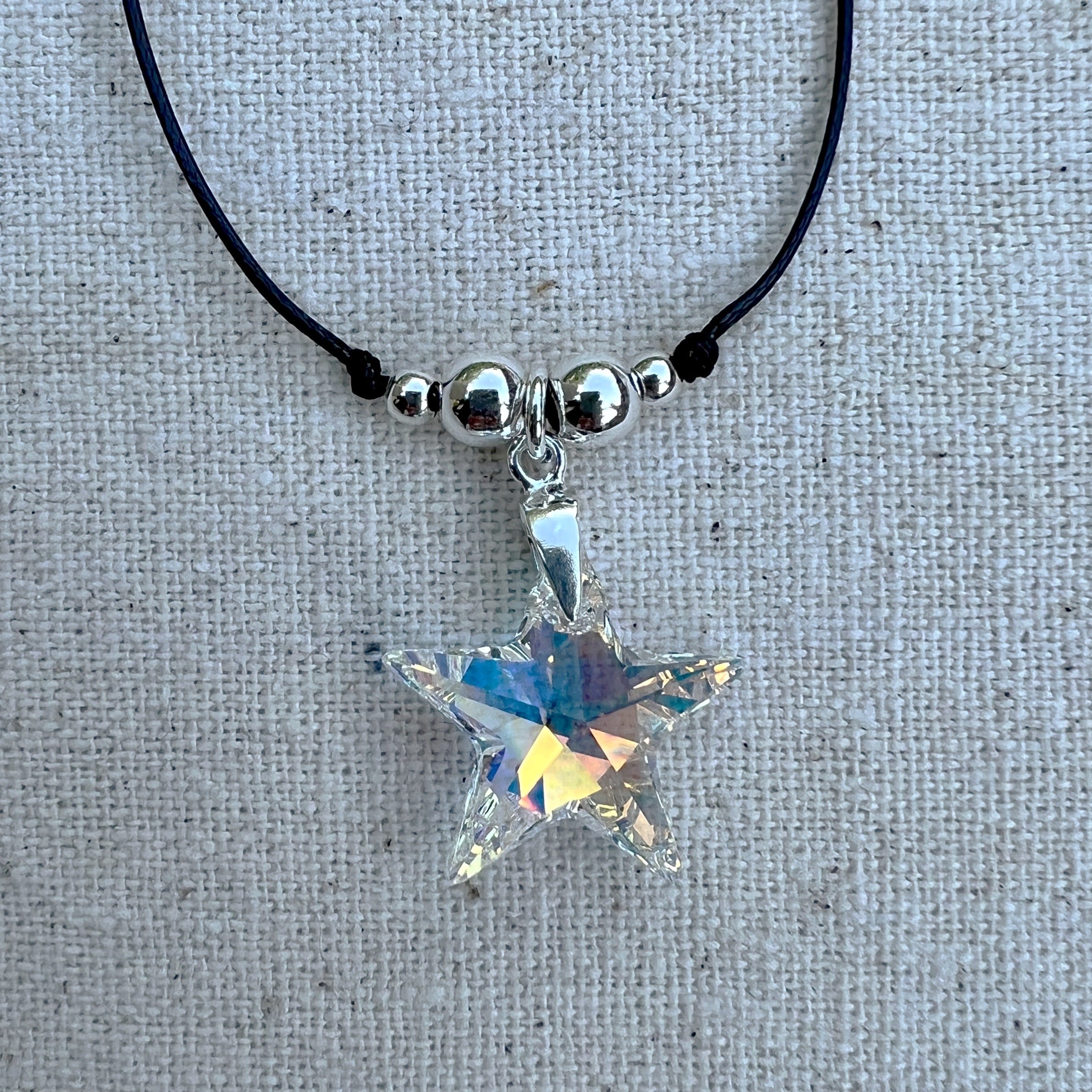 Detalle de la estrella de cristal tallado