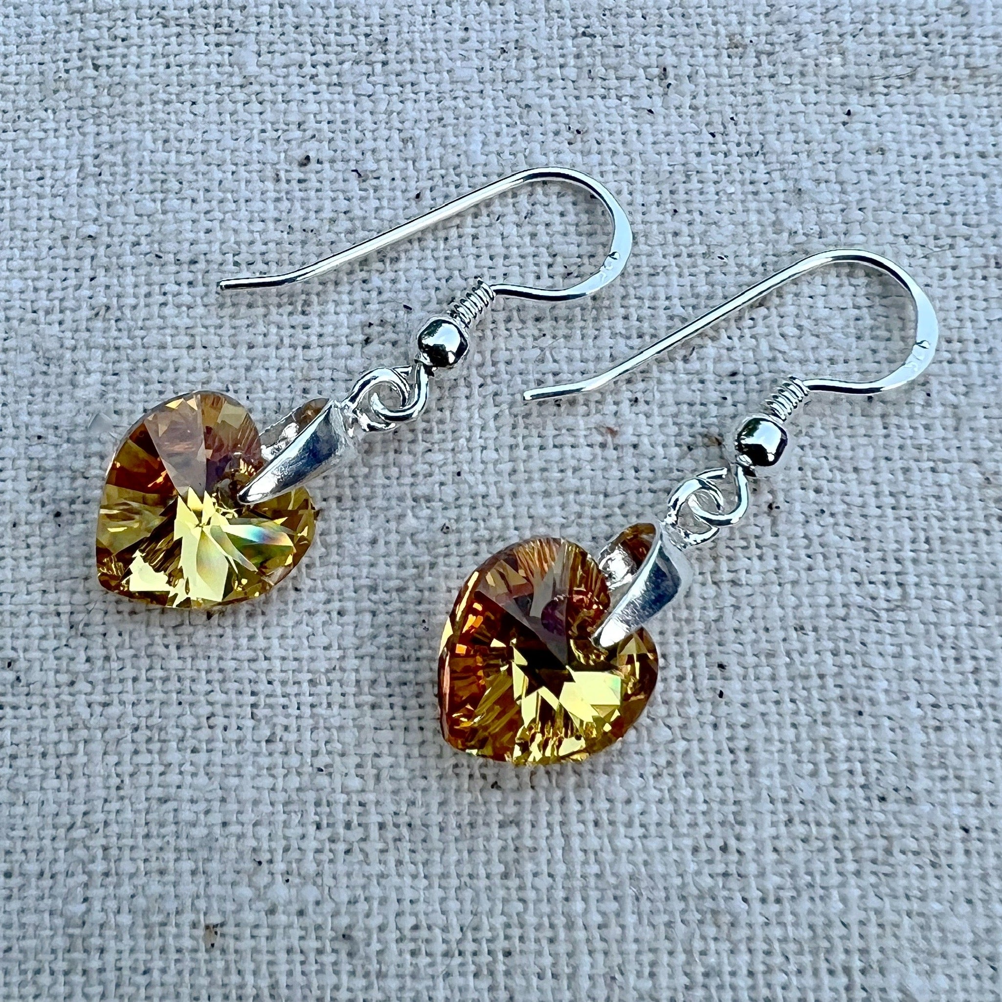 Pendientes en Crystal Metallic Sunshine y plata