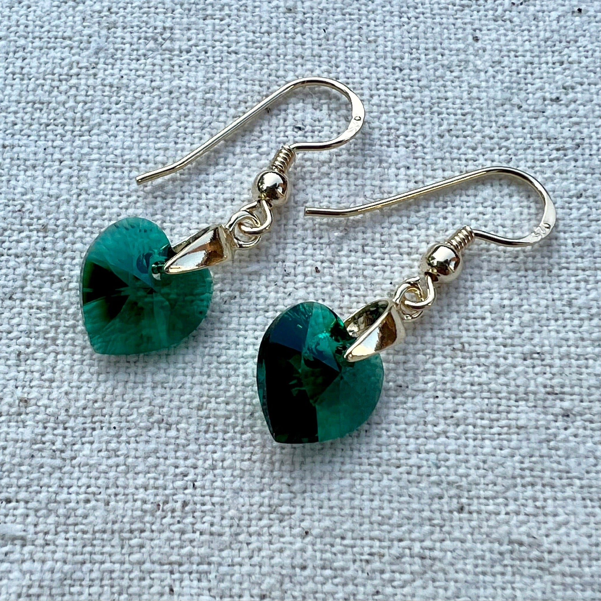 Pendientes en Emerald y plata chapada oro