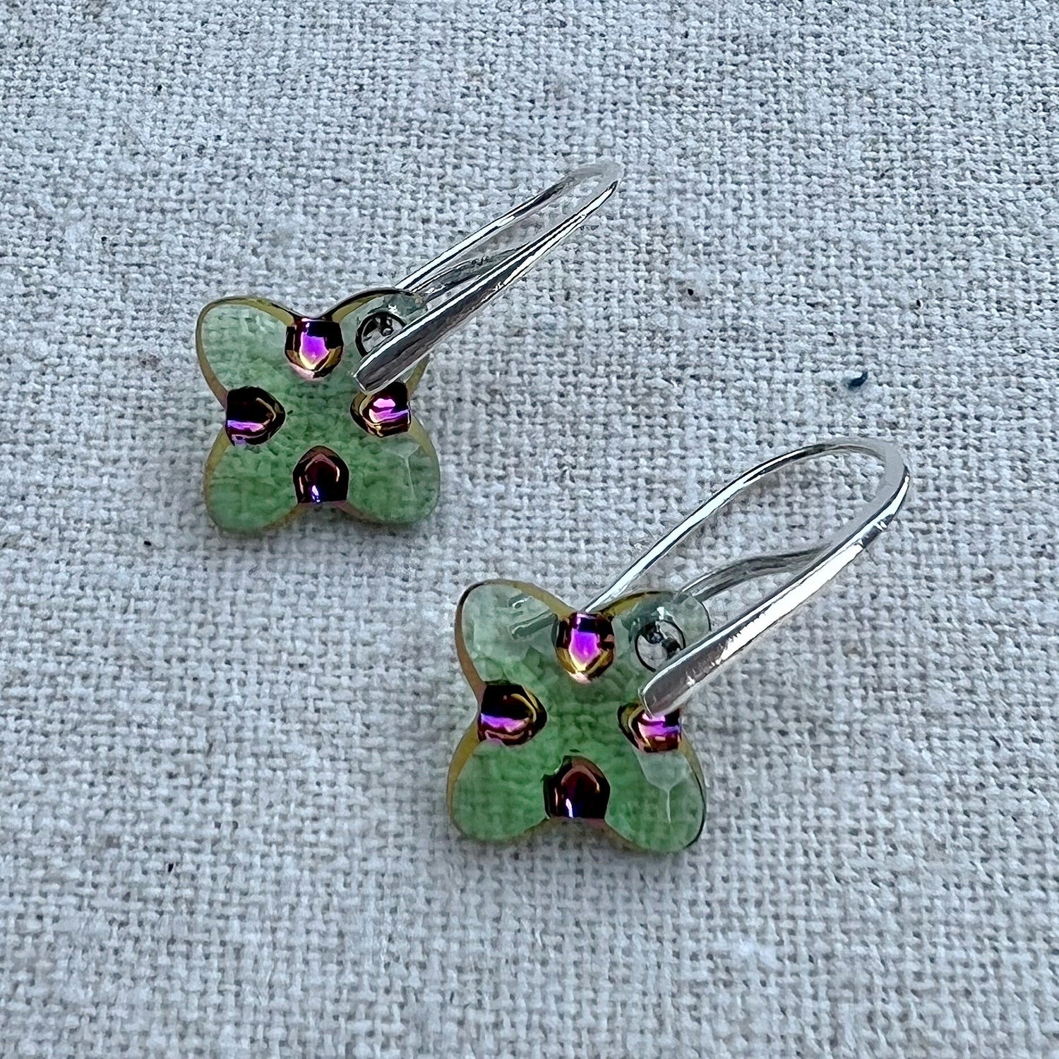 Pendientes en Peridot Scarabeaus Green y plata