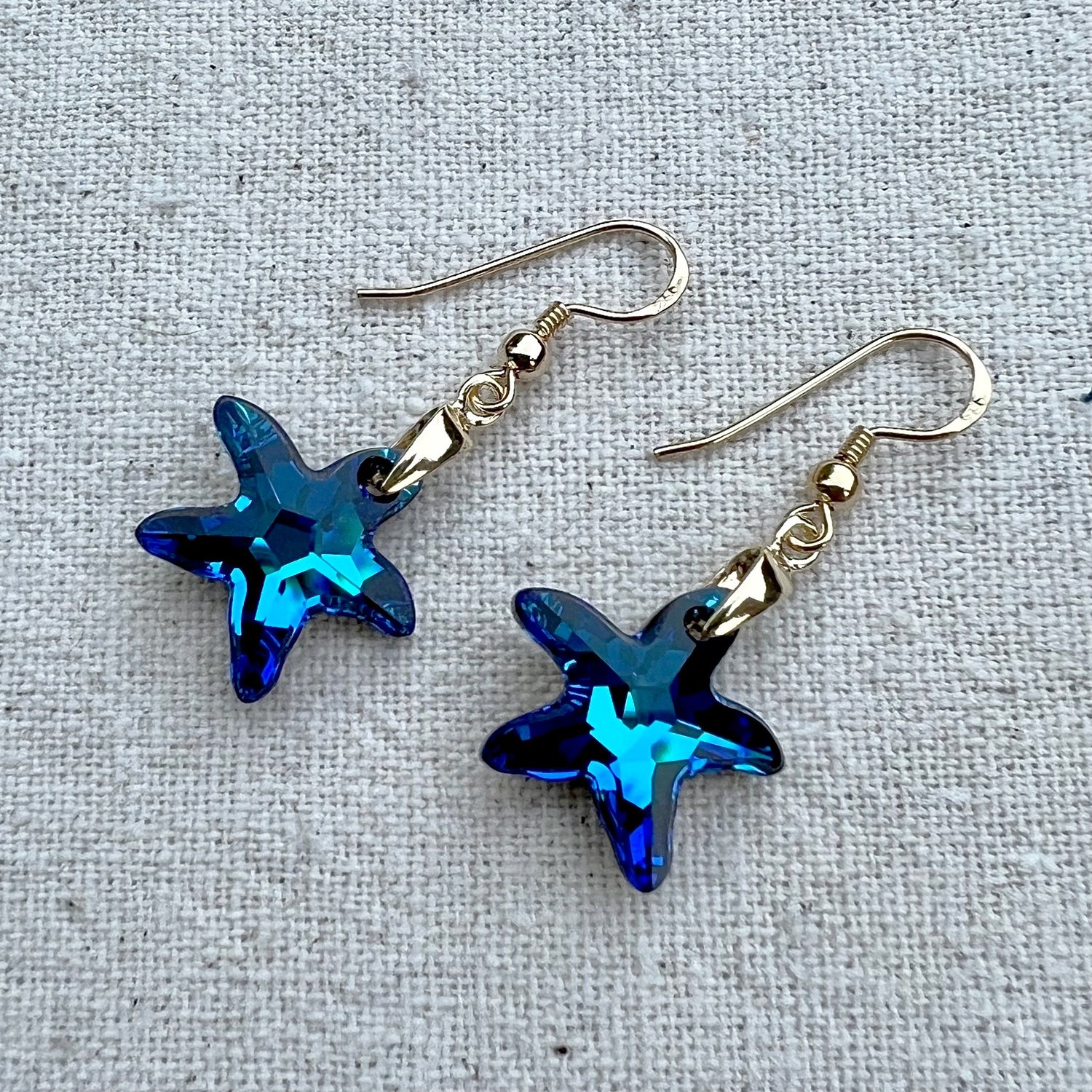 Pendientes en Crystal Bermuda Blue y plata chapada
