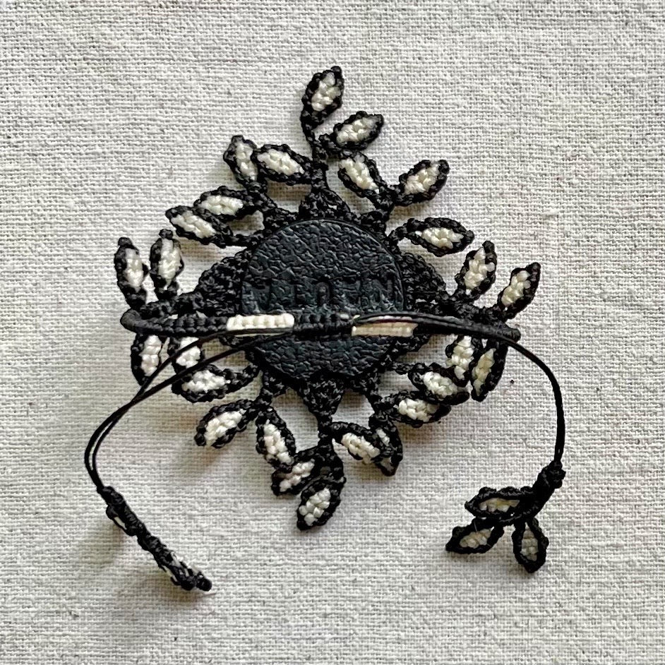 Detalle del cierre de la pulsera