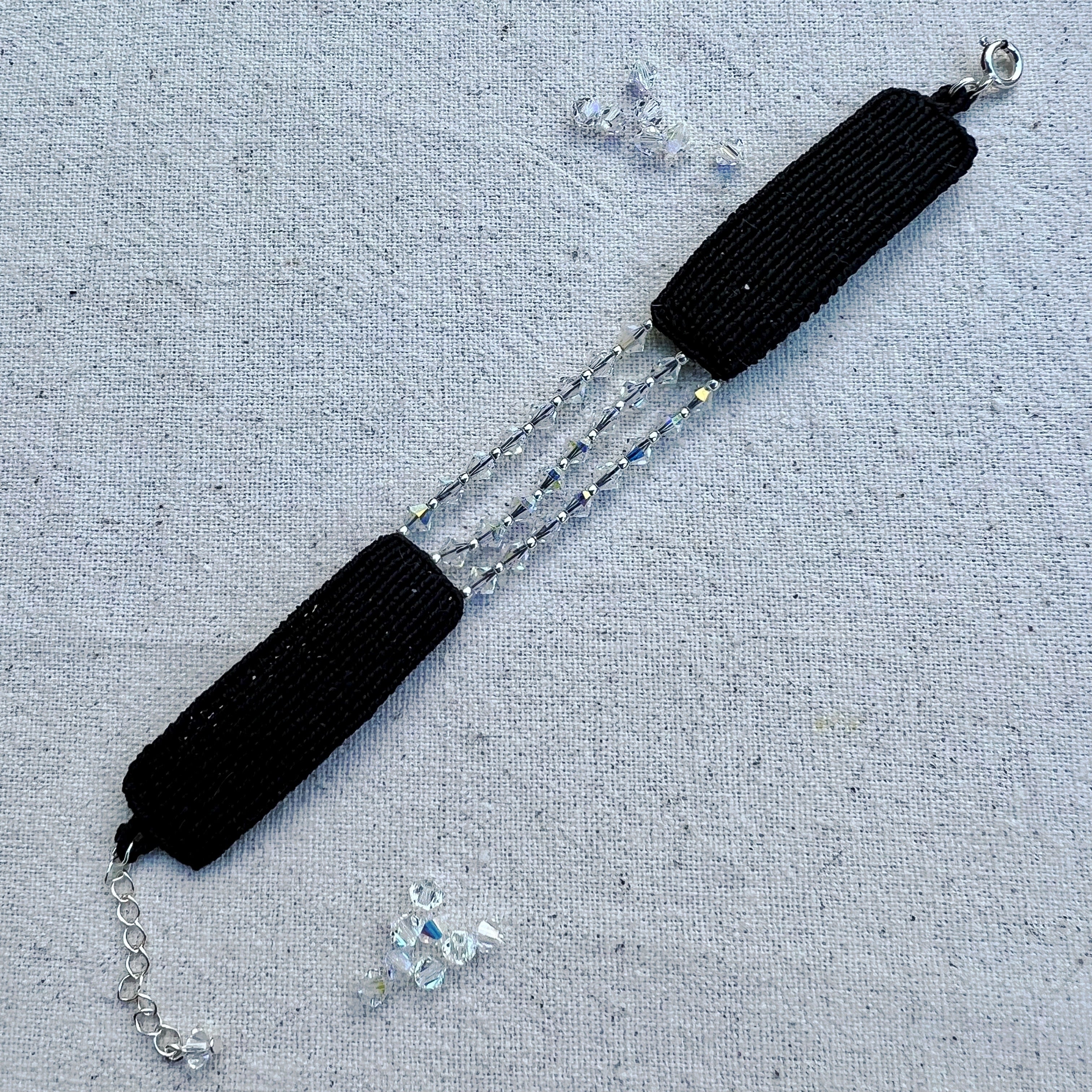 Vista de la pulsera abierta