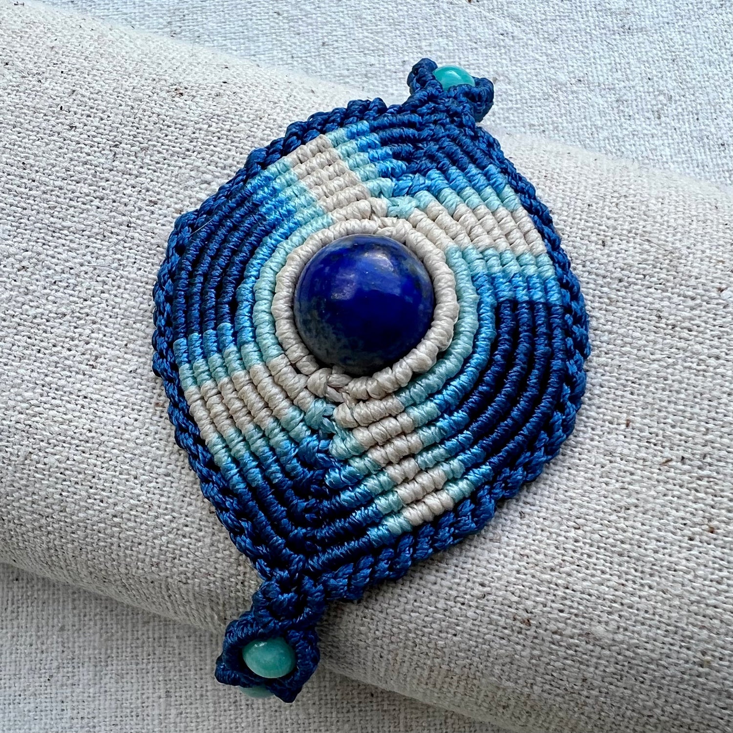 Vista de la parte central de la pulsera