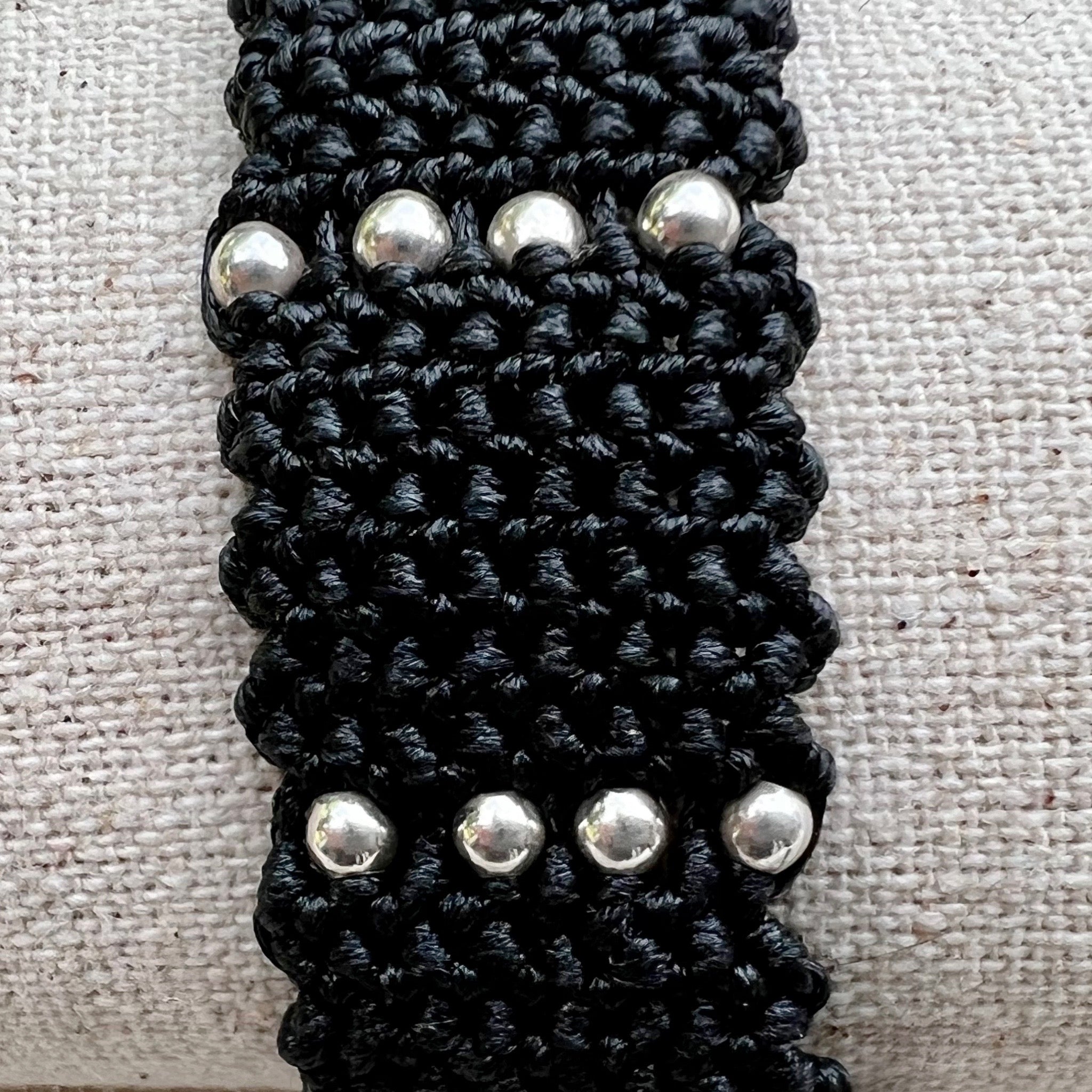 Detalle del trabajo de macramé