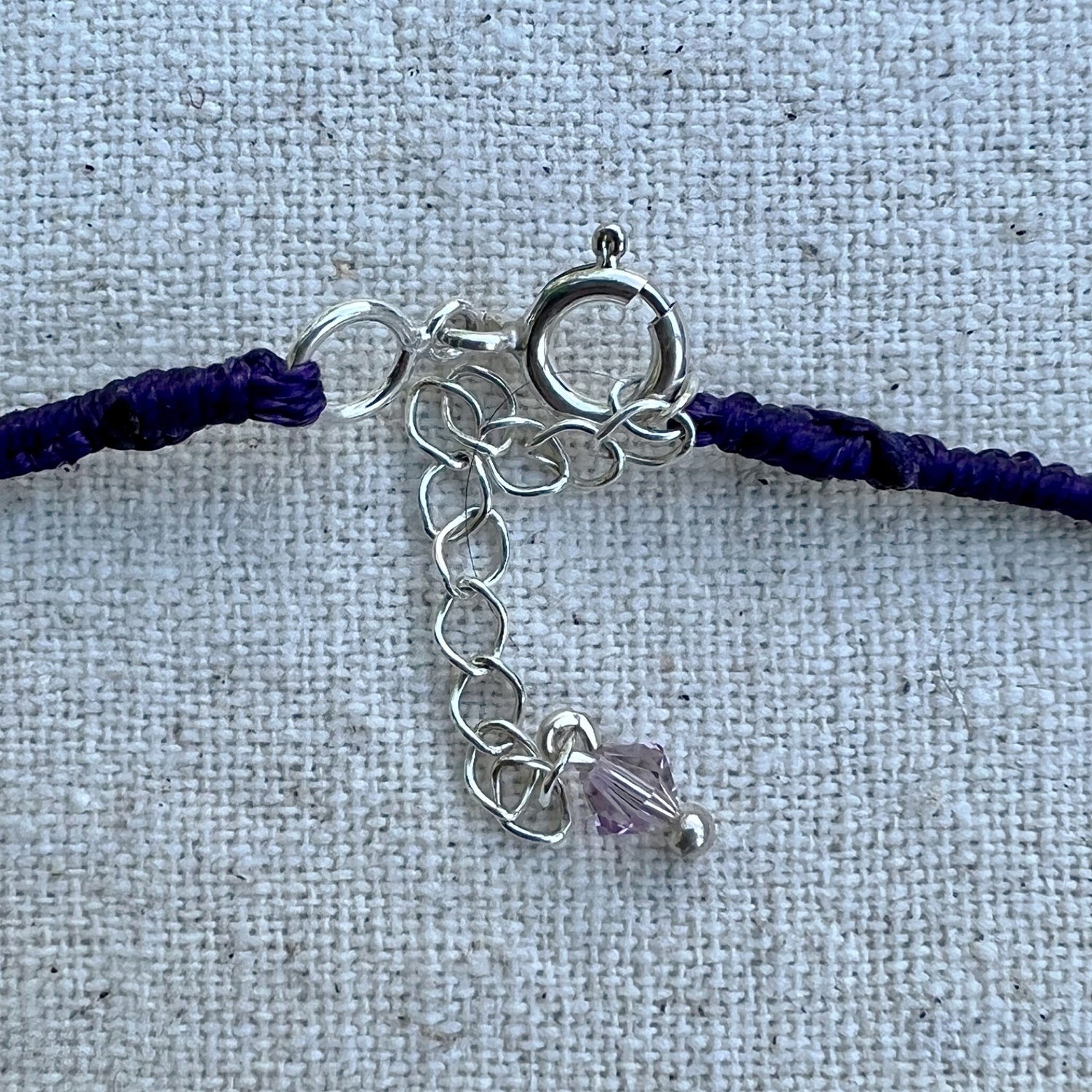 Detalle del cierre del collar
