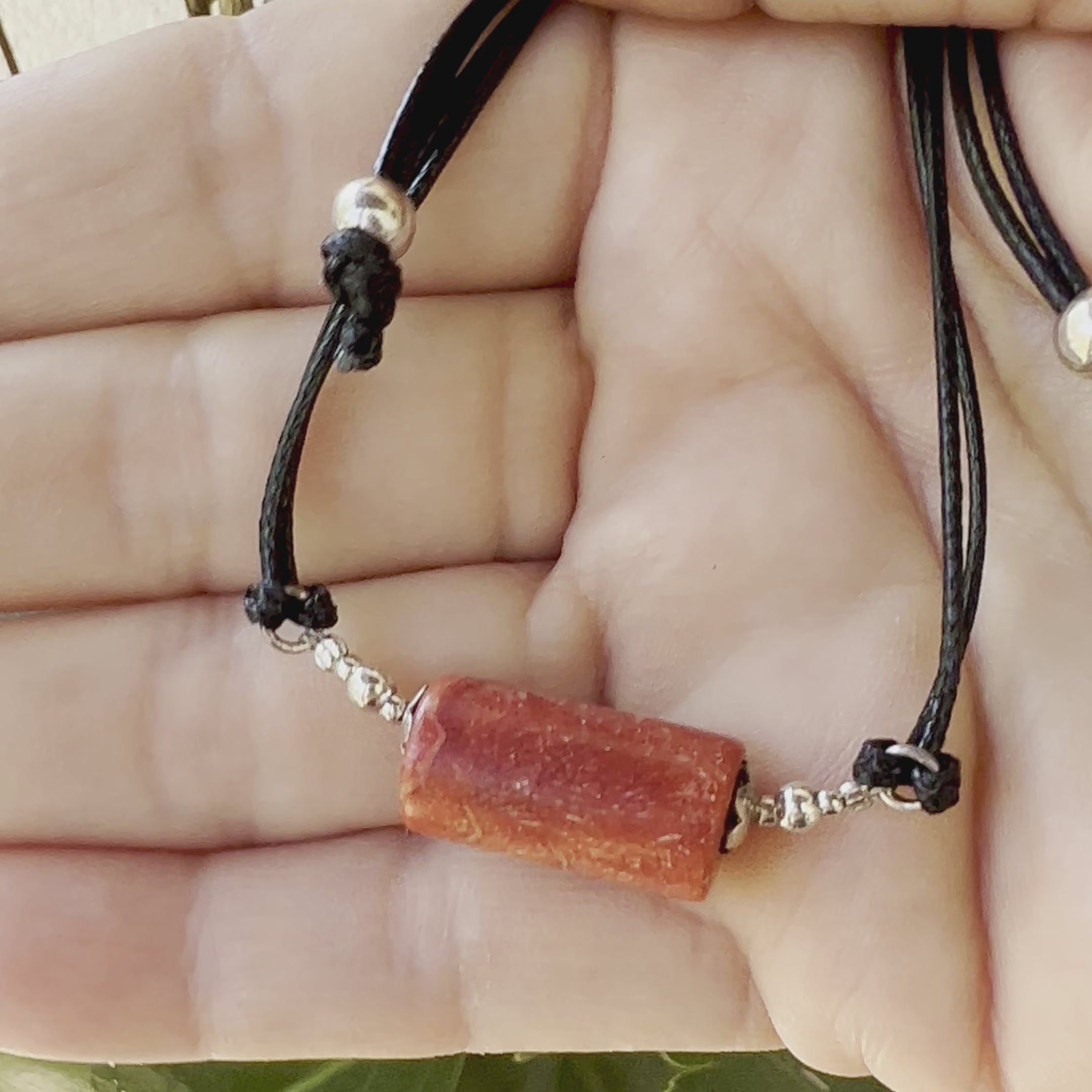 Vídeo con detalles de la pulsera