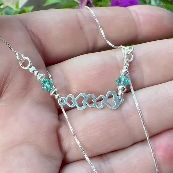 Gargantilla “Corazones” de Plata de Ley y Cristal Tallado. Hecho a mano por CucuArt