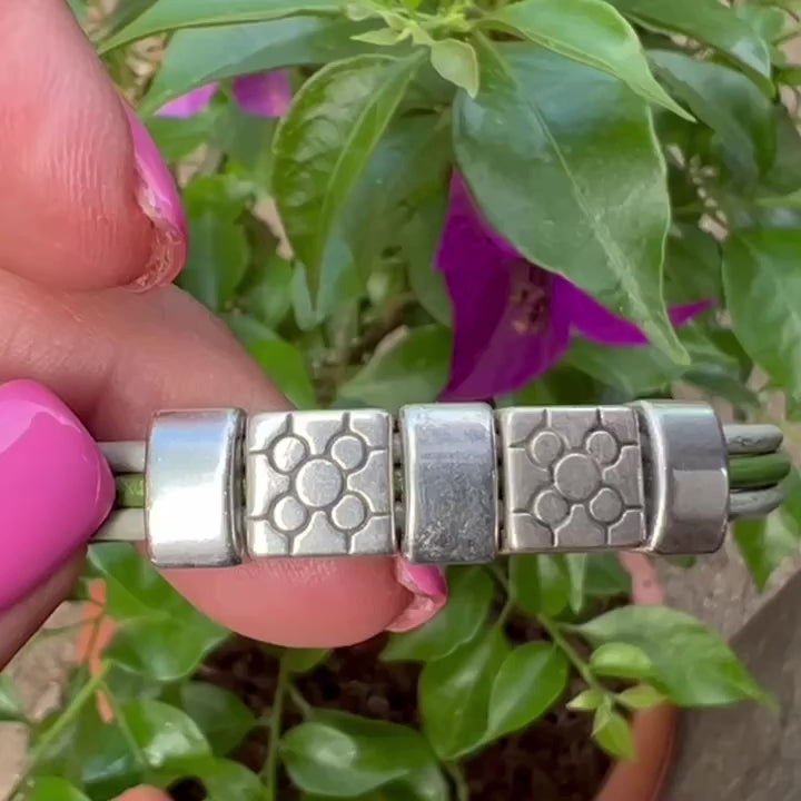 Vídeo con detalles de la pulsera