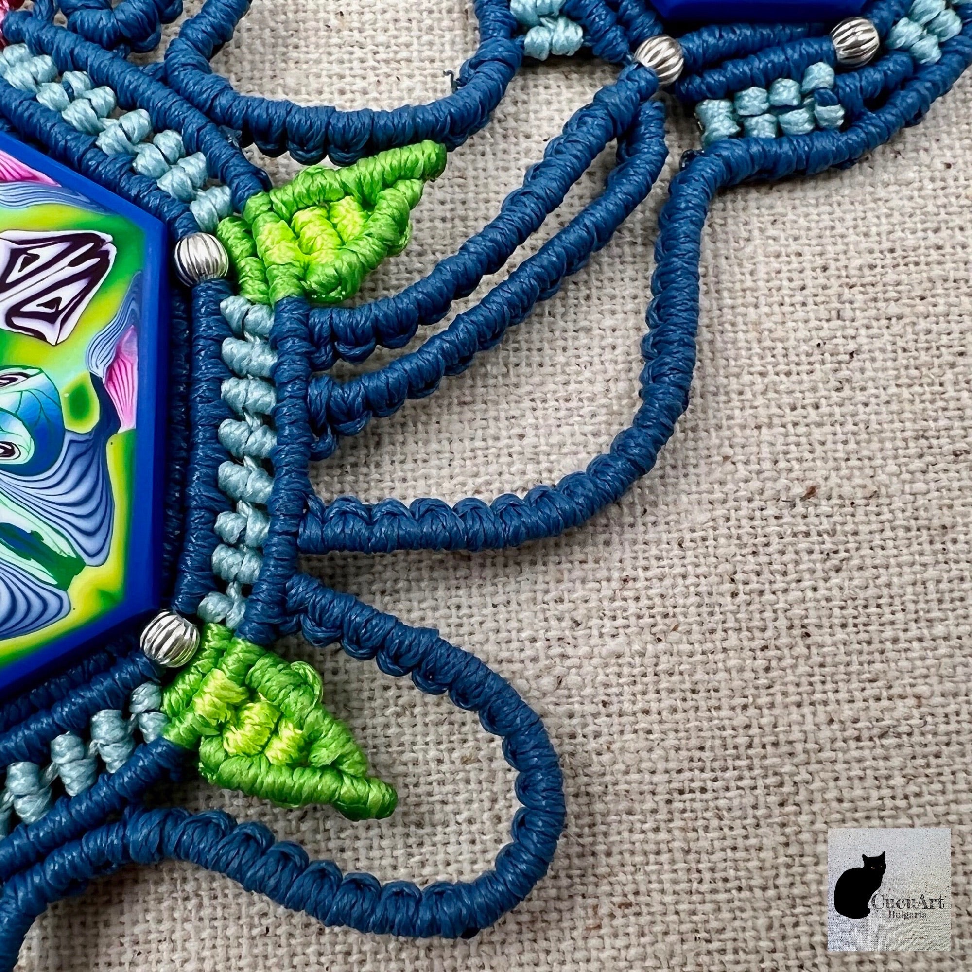 Detalle del trabajo de macramé