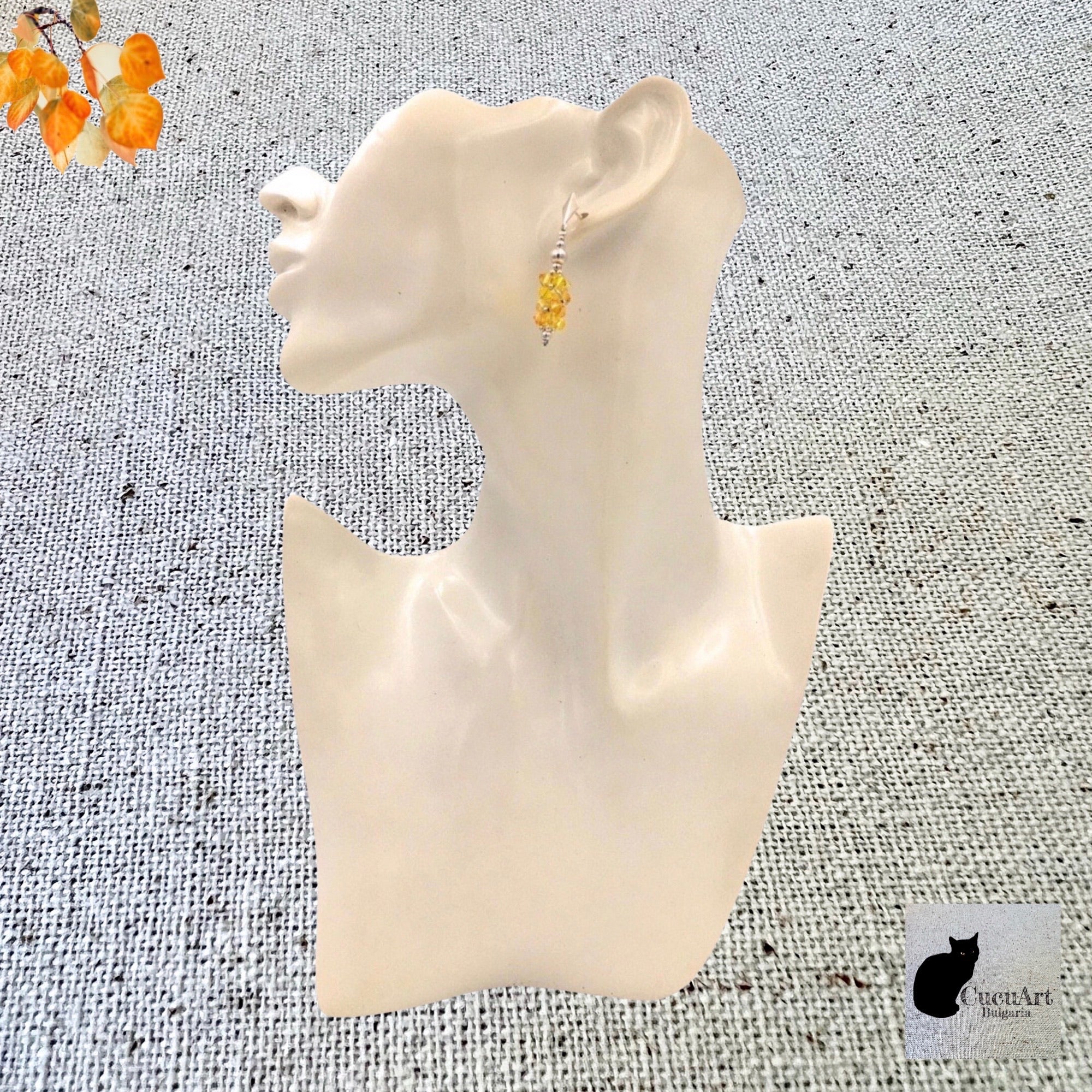 Vista de los pendientes sobre maniquí