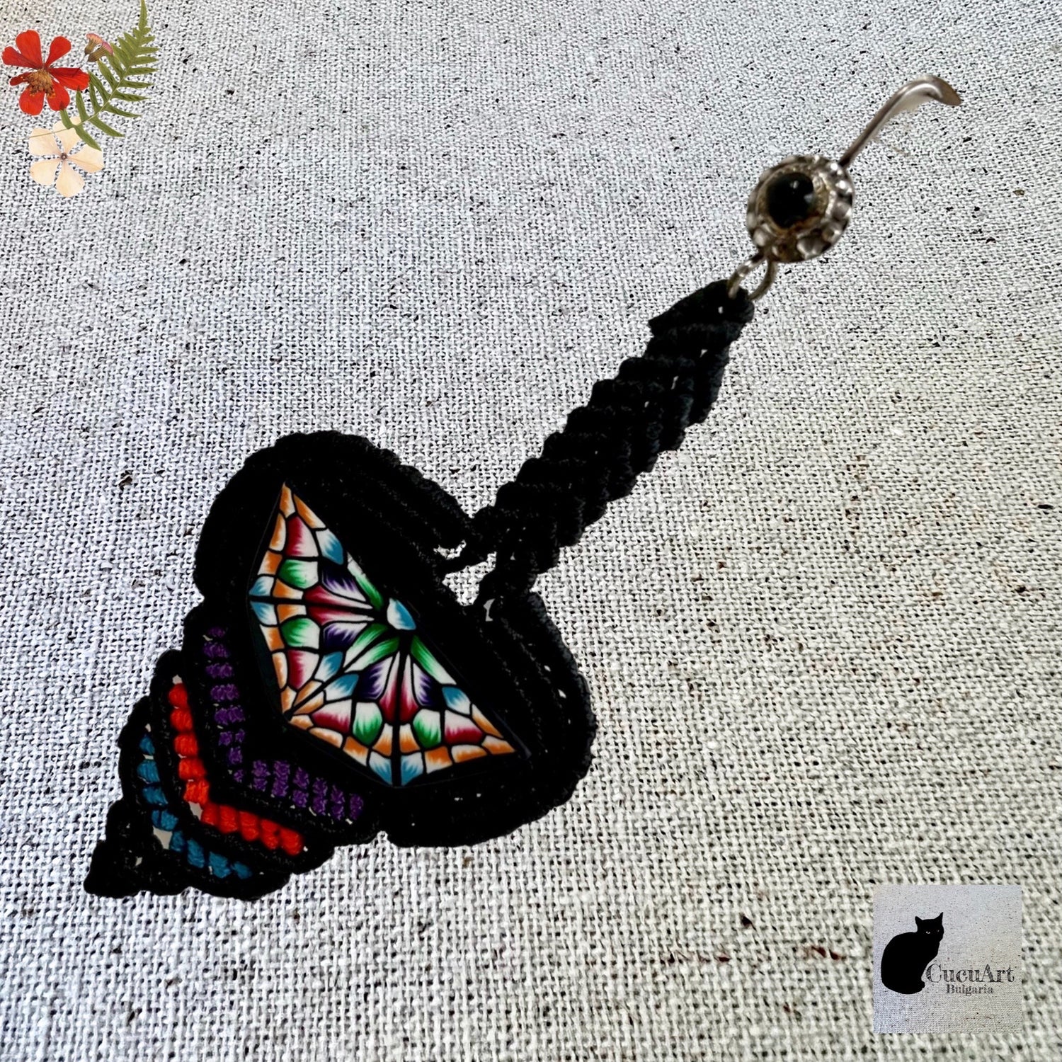 Pendientes de macramé, arcilla polimérica y plata de ley. Diseño exclusivo de CucuArt - CucuArt