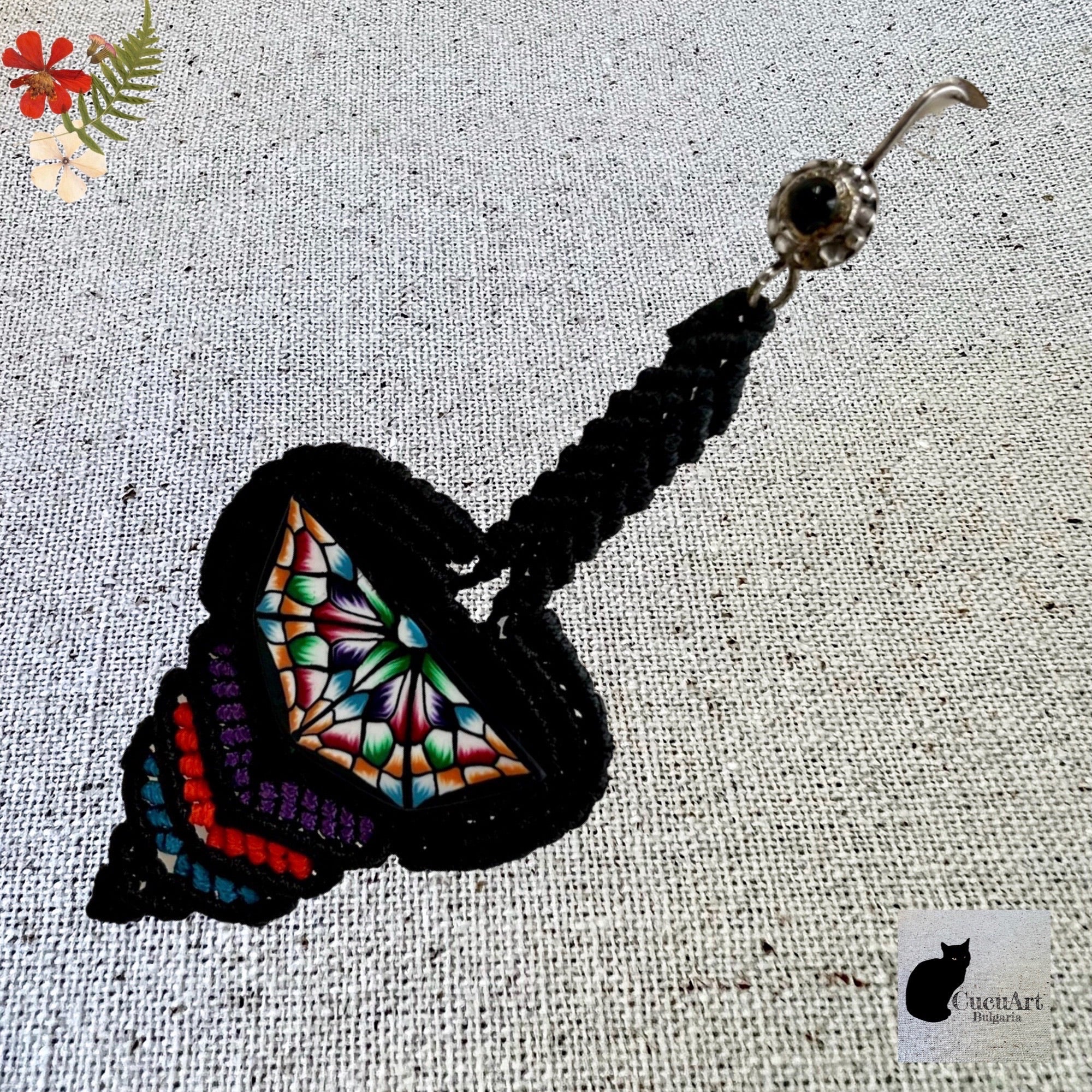 Pendientes de macramé, arcilla polimérica y plata de ley. Diseño exclusivo de CucuArt - CucuArt