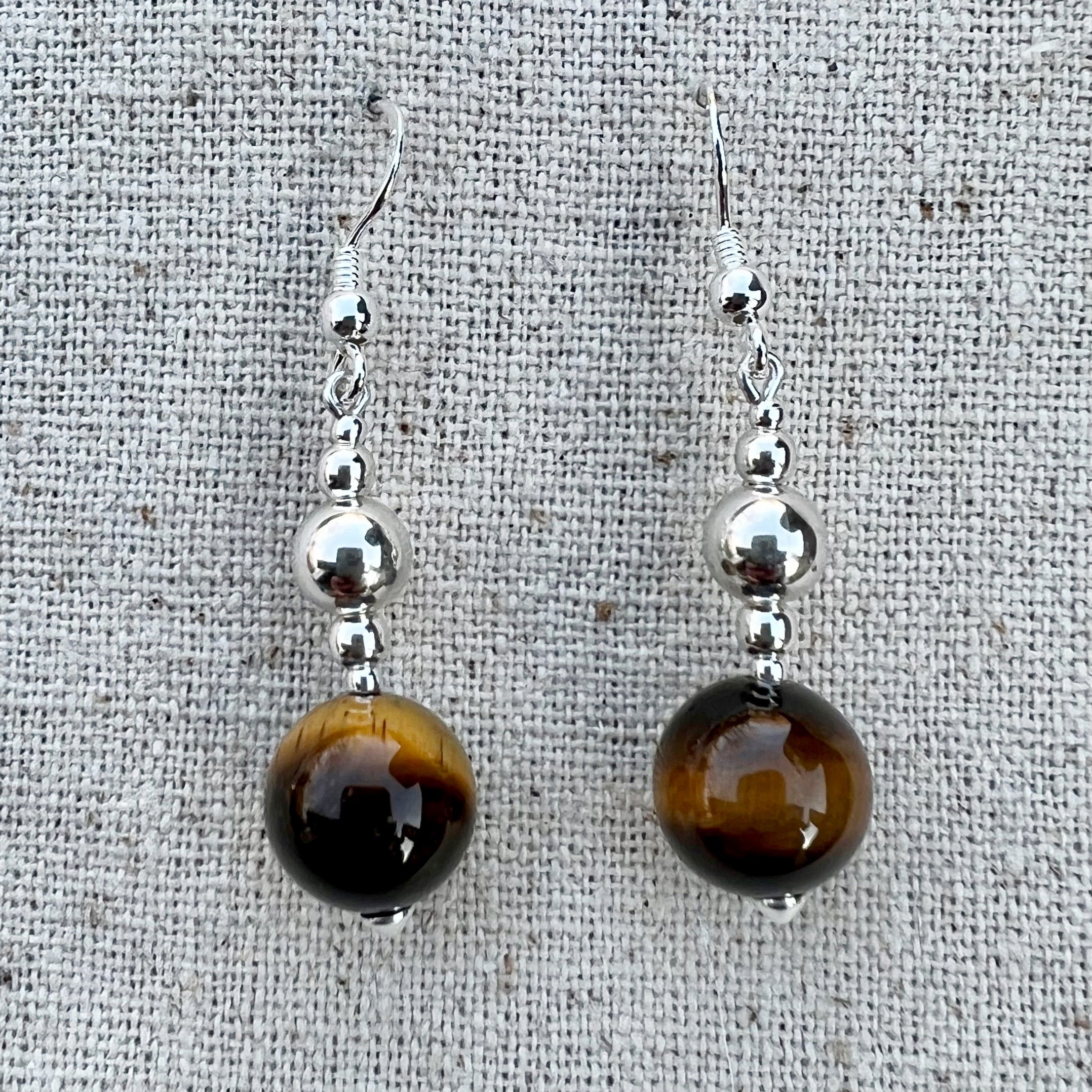 Vista frontal de los pendientes