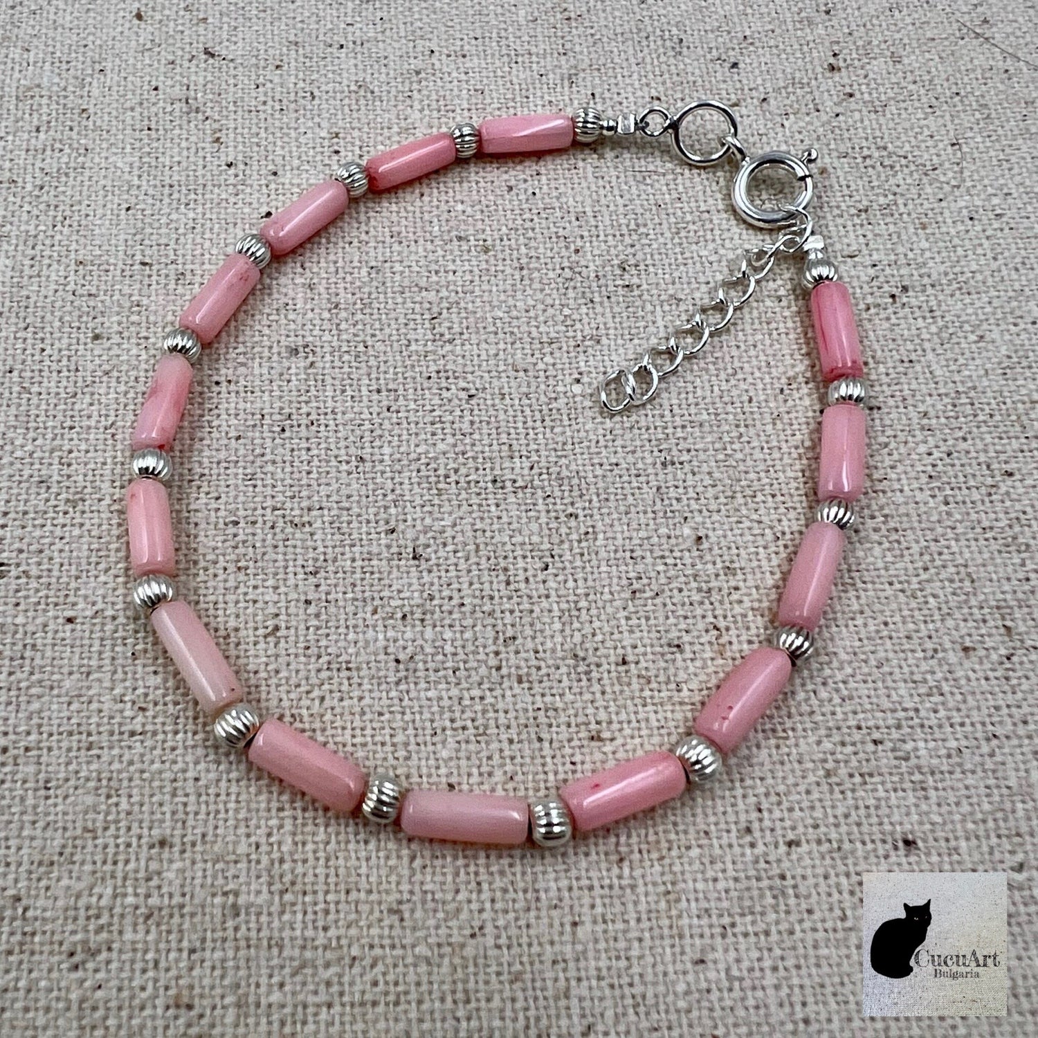Pulsera de Coral Bambú Rosa  y Plata de Ley. Hecho a mano por CucuArt - CucuArt
