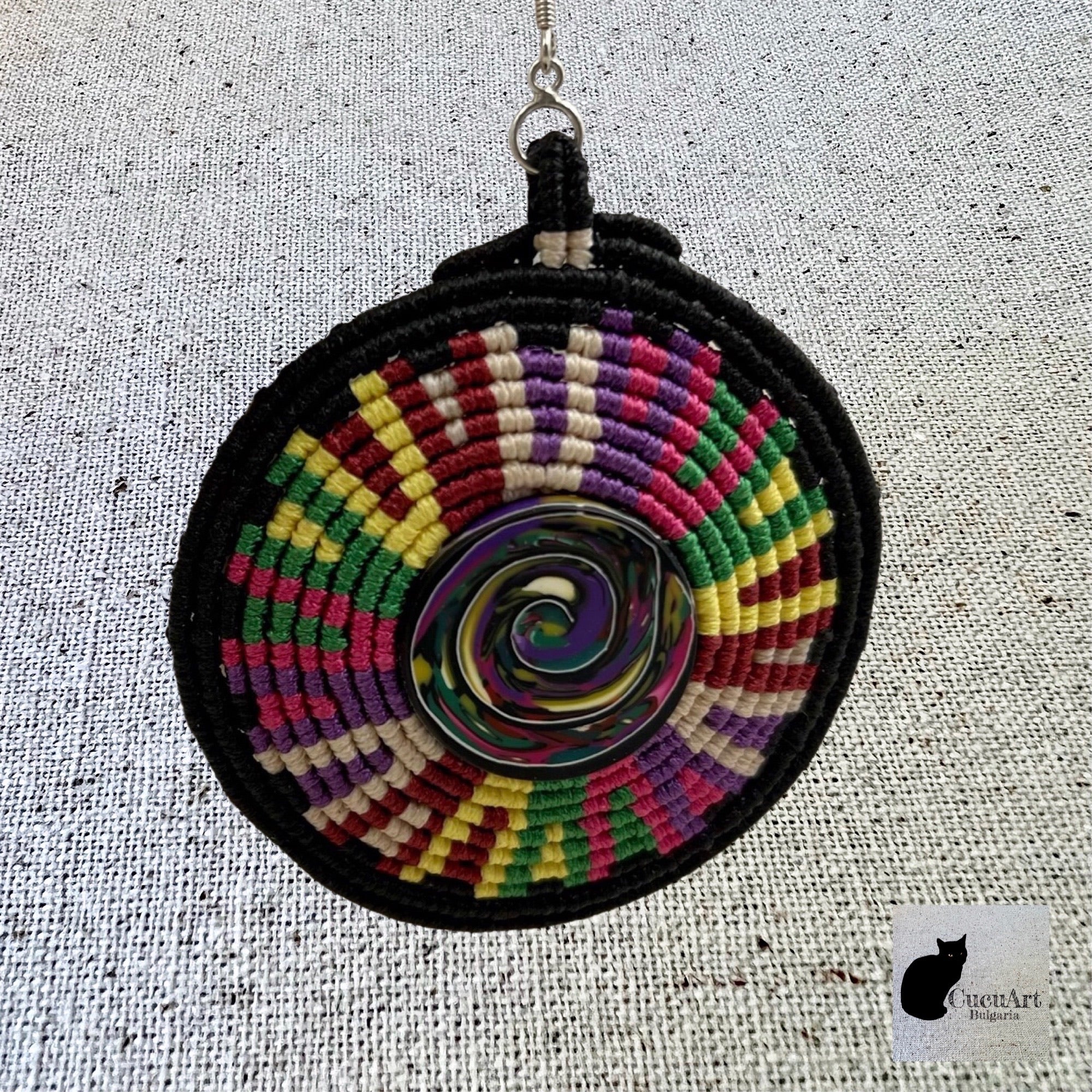 Detalle del trabajo con macramé
