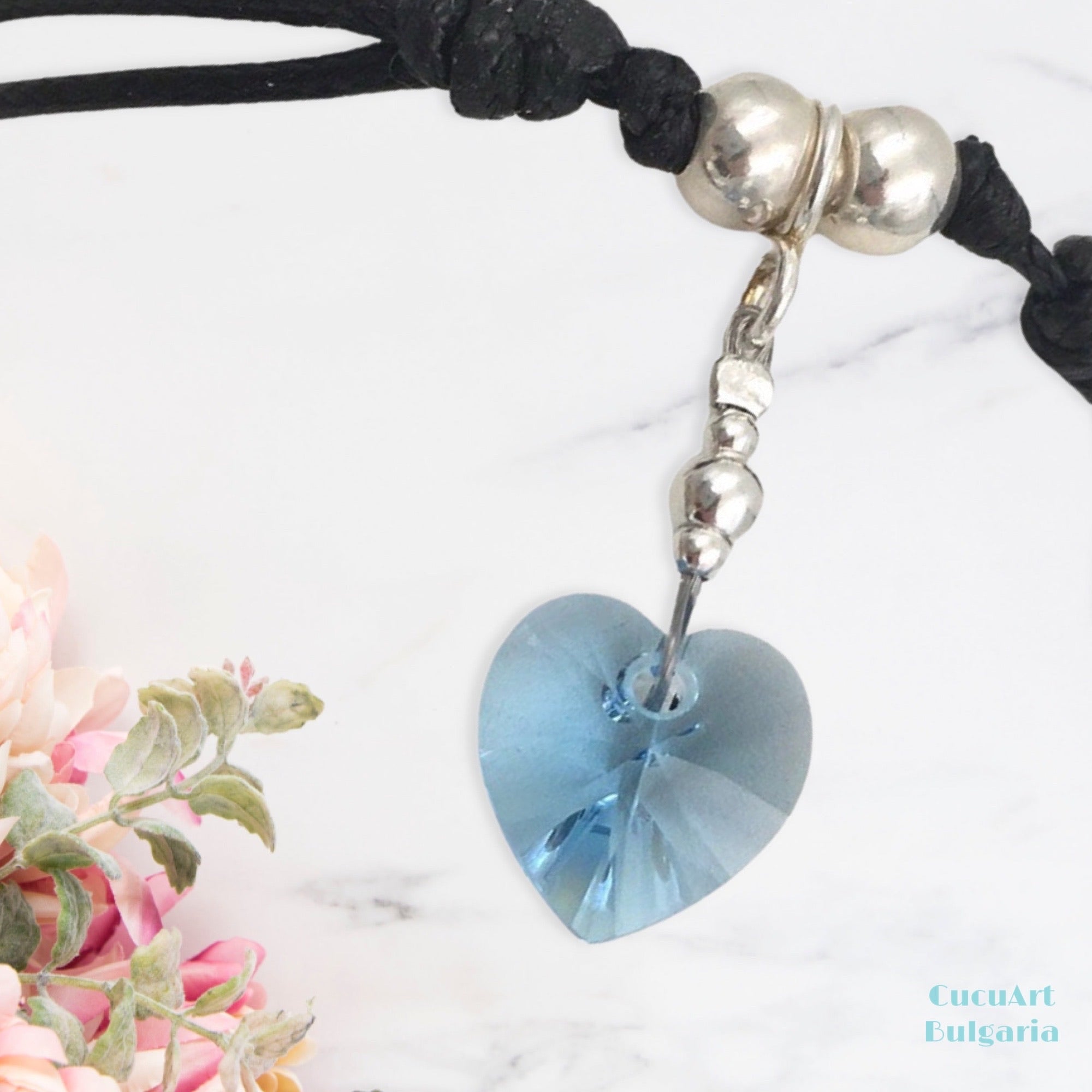 Pulsera “Corazón” de Plata de Ley y Cristal Tallado. Hecho a mano por CucuArt - CucuArt