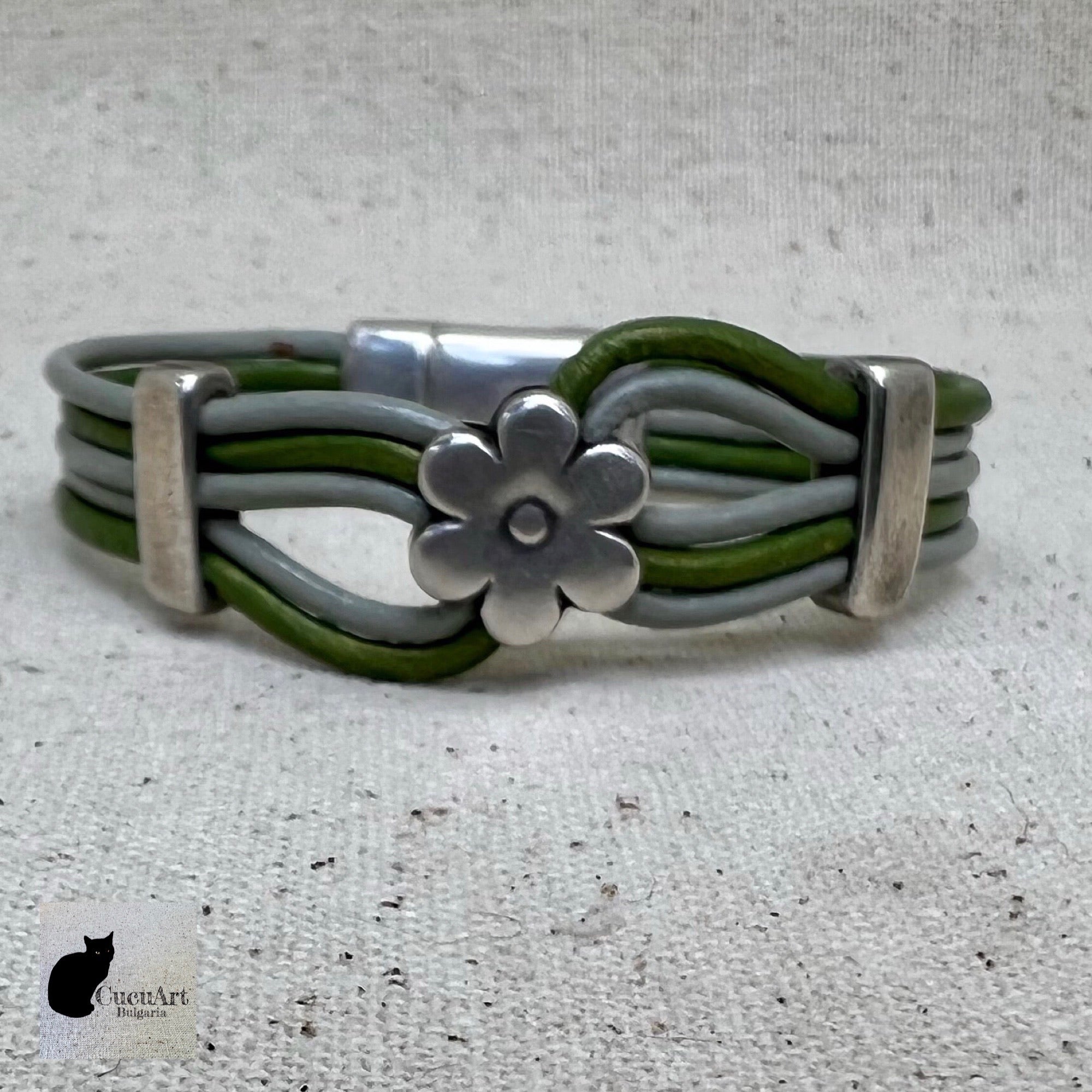 Vista frontal de la pulsera