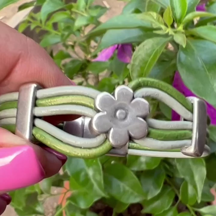 Vídeo con detalles de la pulsera