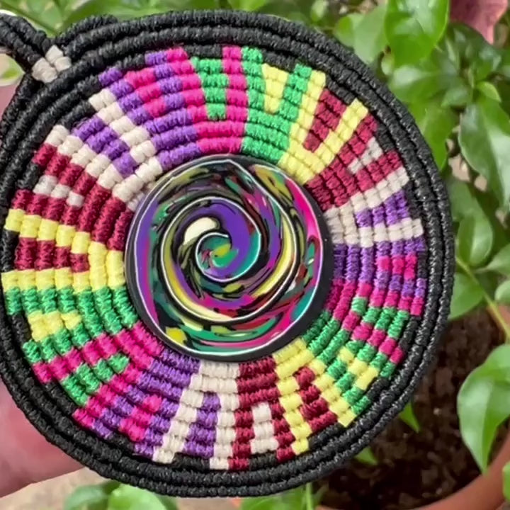 Vídeo con detalle de los pendientes